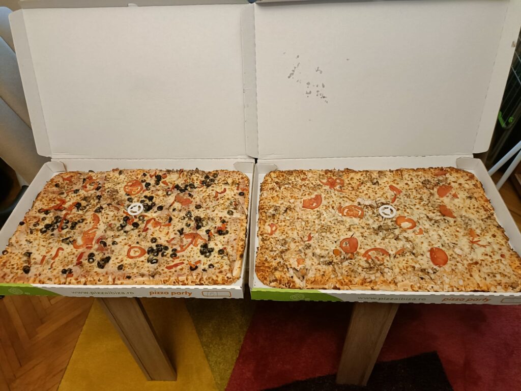 Doua Pizza Party Craiova de la Pizza Ibiza