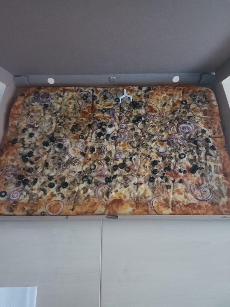 Pizza party Peter cu peste